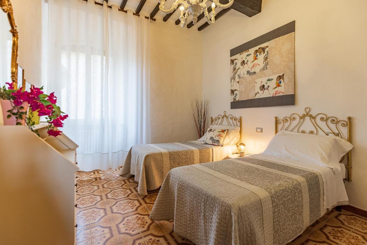 Il Borgo Antico Apartment ซานจีมิญญาโน ภายนอก รูปภาพ