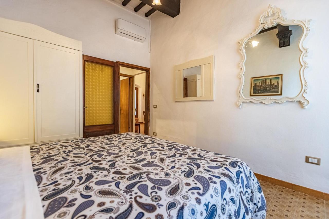 Il Borgo Antico Apartment ซานจีมิญญาโน ภายนอก รูปภาพ