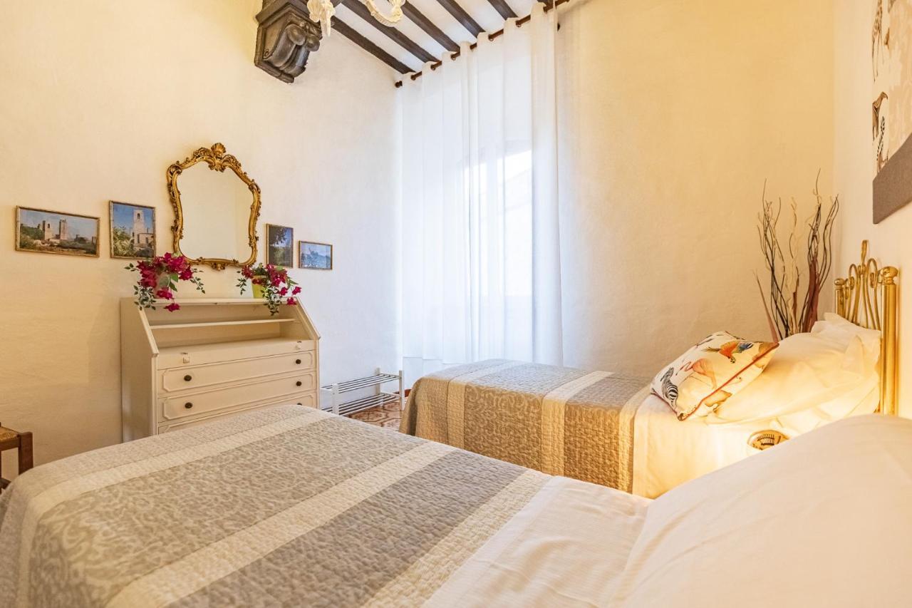 Il Borgo Antico Apartment ซานจีมิญญาโน ภายนอก รูปภาพ