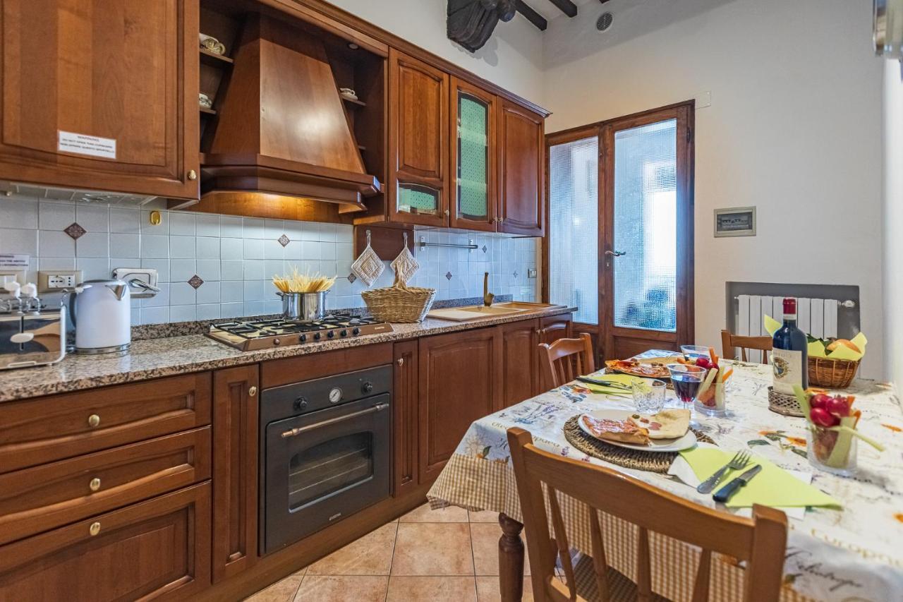 Il Borgo Antico Apartment ซานจีมิญญาโน ภายนอก รูปภาพ